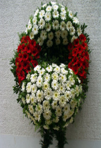 Kırmızı Beyaz Celberalardan Hazırlanmış Cenaze Çelengi